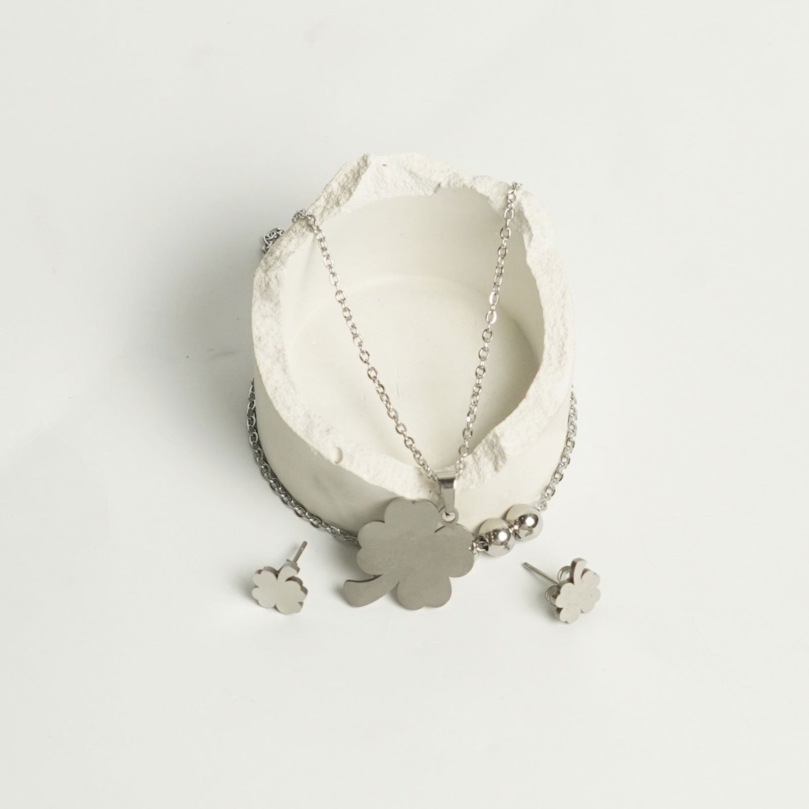 Cloveré Luxe Set