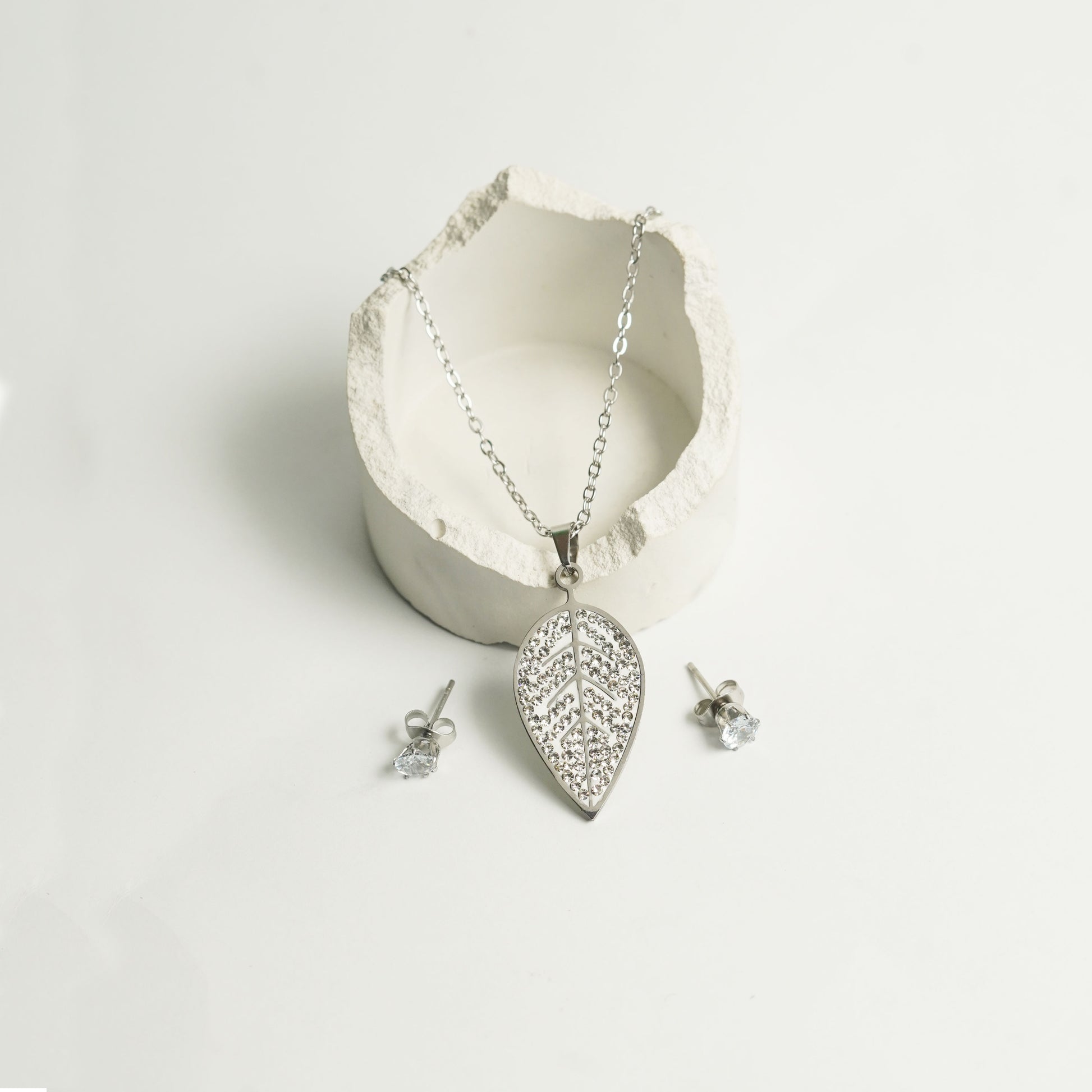 Stainless Steel Leaf Pendant Necklace Set with Stud Earrings