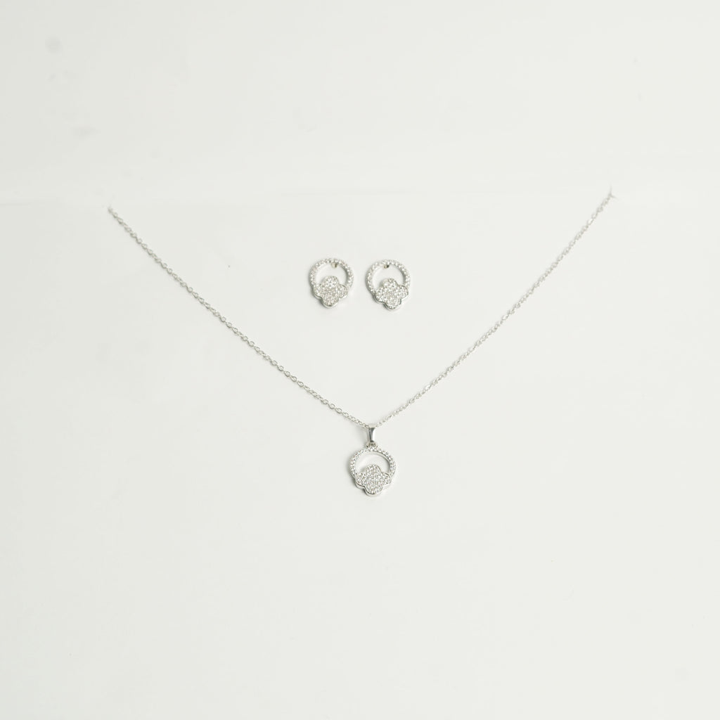 Clover necklace and earring Set